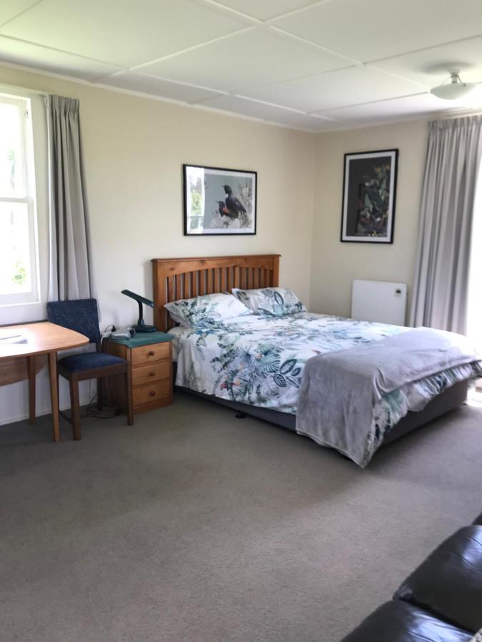 Tui Cottage Te Arai Екстериор снимка